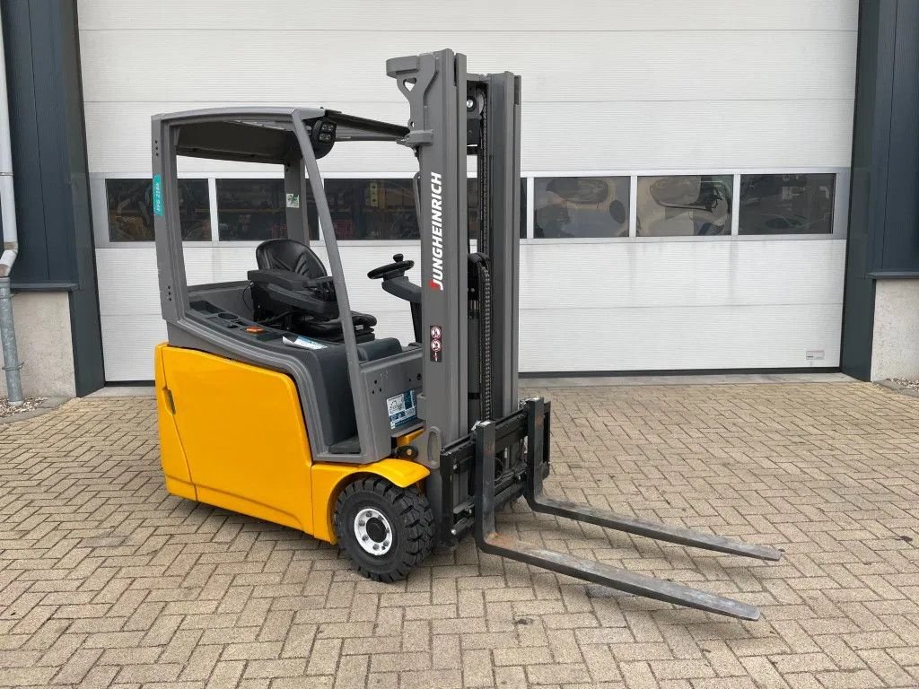 Frontstapler tip Jungheinrich EFG 216K 1.6 ton Triplex Freelift Sideshift Elektra Heftruck Acc, Gebrauchtmaschine in VEEN (Poză 2)