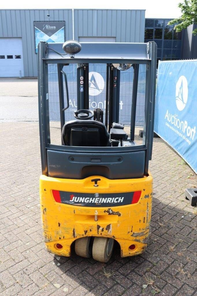 Frontstapler typu Jungheinrich EFG 216K, Gebrauchtmaschine v Antwerpen (Obrázok 4)