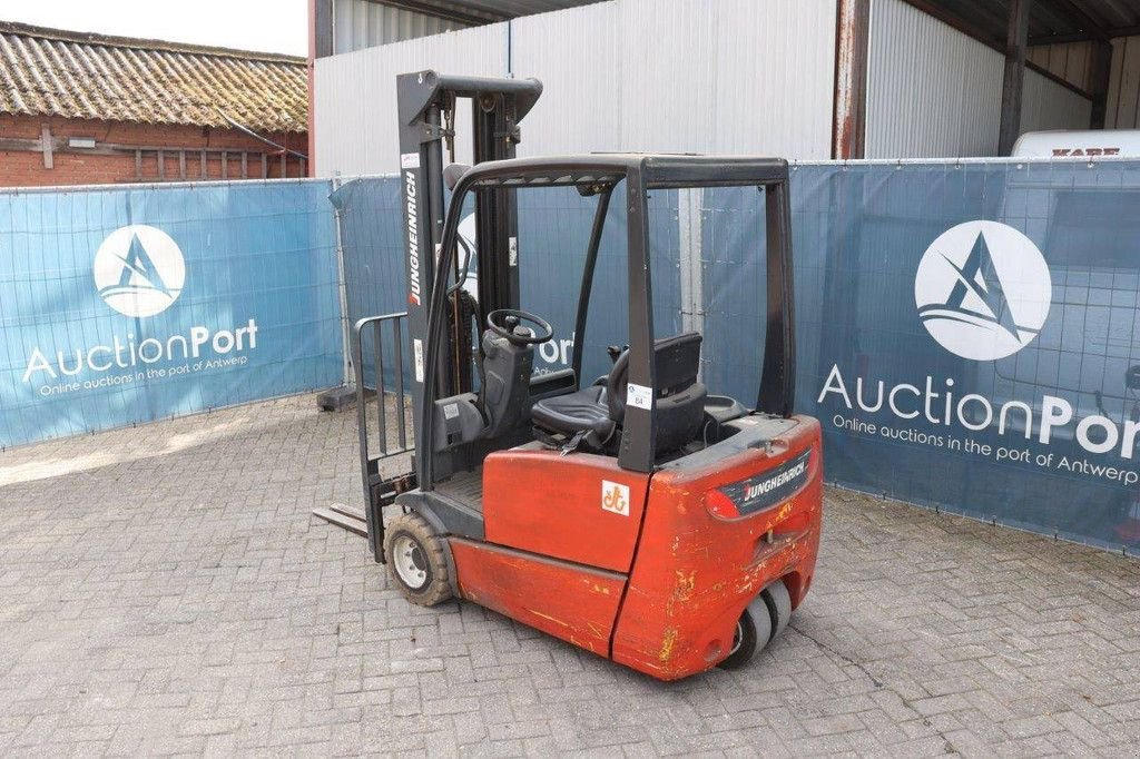 Frontstapler typu Jungheinrich EFG 218K, Gebrauchtmaschine w Antwerpen (Zdjęcie 3)