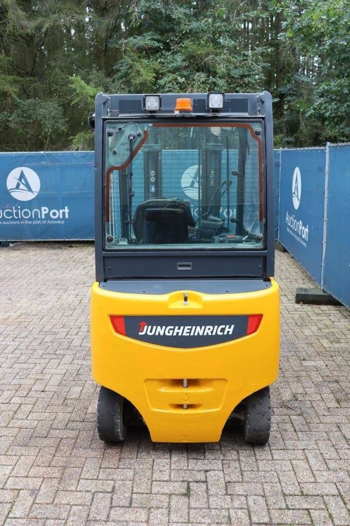 Frontstapler typu Jungheinrich EFG 425k, Gebrauchtmaschine w Antwerpen (Zdjęcie 4)