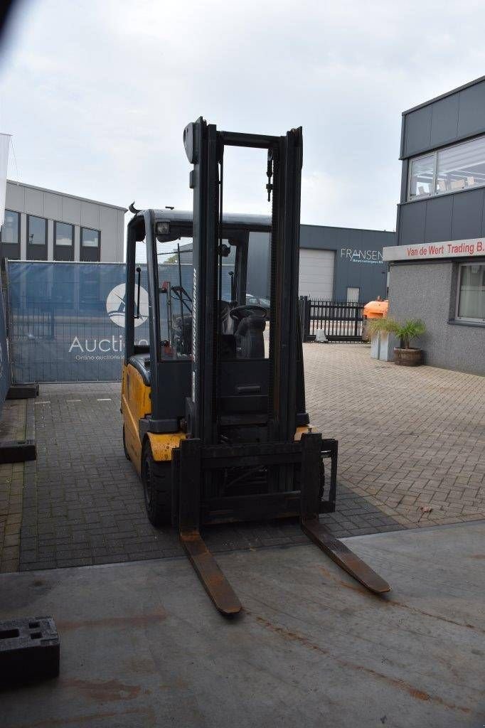 Frontstapler a típus Jungheinrich EFG 430, Gebrauchtmaschine ekkor: Antwerpen (Kép 8)