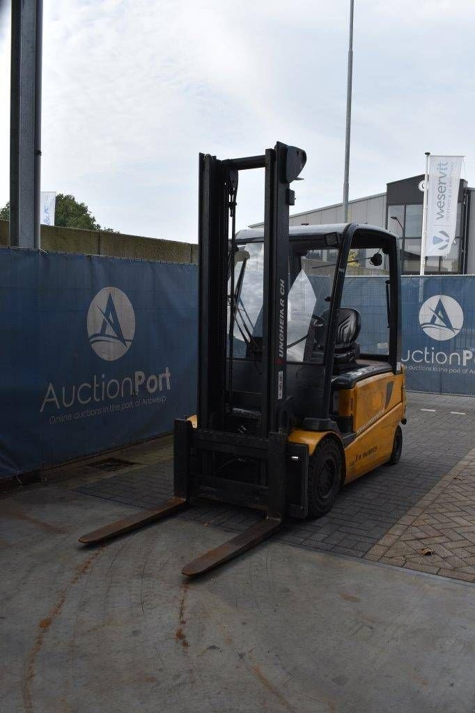 Frontstapler typu Jungheinrich EFG 430, Gebrauchtmaschine w Antwerpen (Zdjęcie 10)