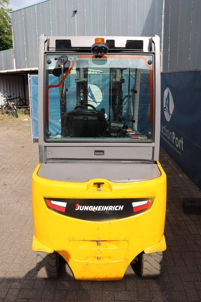 Frontstapler Türe ait Jungheinrich EFG S30, Gebrauchtmaschine içinde Antwerpen (resim 4)