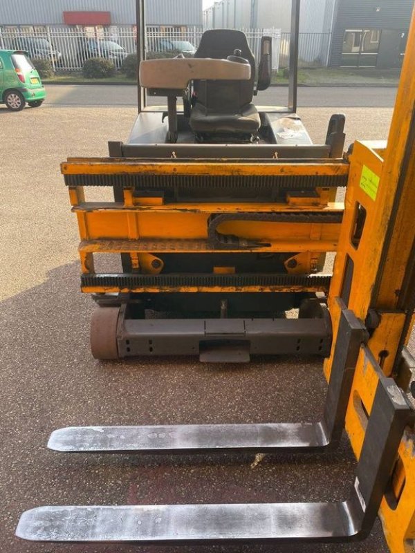 Frontstapler typu Jungheinrich EFX 413, Gebrauchtmaschine v Hardinxveld-Giessendam (Obrázok 2)