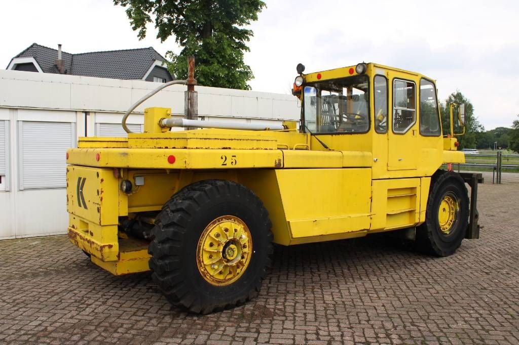 Frontstapler van het type Kalmar DC 28-1200 RORO, Gebrauchtmaschine in Rucphen (Foto 4)