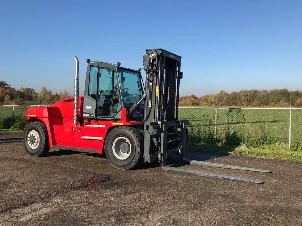 Frontstapler van het type Kalmar DCG 160-6T, Neumaschine in Sittard (Foto 2)