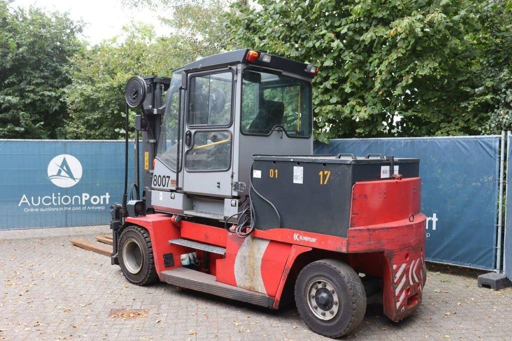 Frontstapler du type Kalmar ECF 80-9, Gebrauchtmaschine en Antwerpen (Photo 3)