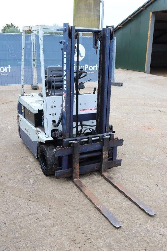 Frontstapler typu Komatsu 15, Gebrauchtmaschine w Antwerpen (Zdjęcie 8)