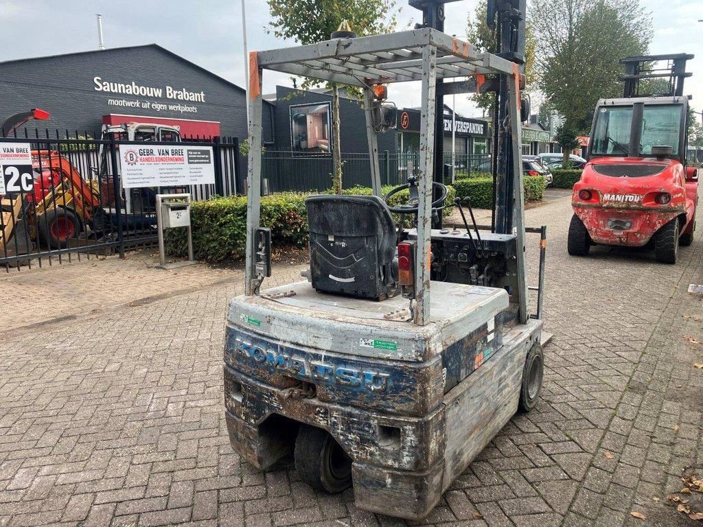 Frontstapler typu Komatsu F818M-2, Gebrauchtmaschine v Antwerpen (Obrázek 4)