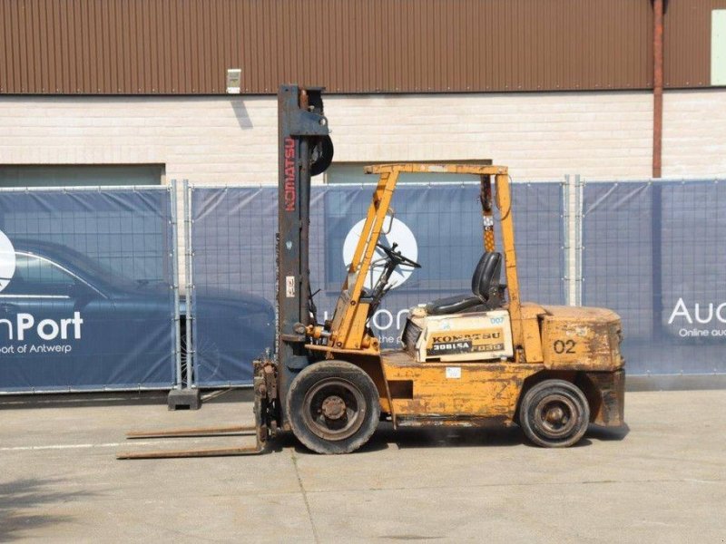 Frontstapler tipa Komatsu FD30-8, Gebrauchtmaschine u Antwerpen (Slika 1)