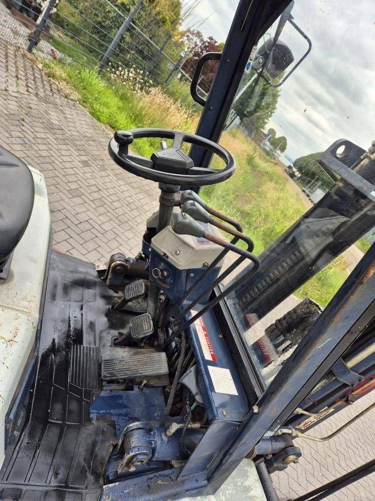 Frontstapler tip Komatsu FD30T-11E, Gebrauchtmaschine in Antwerpen (Poză 10)