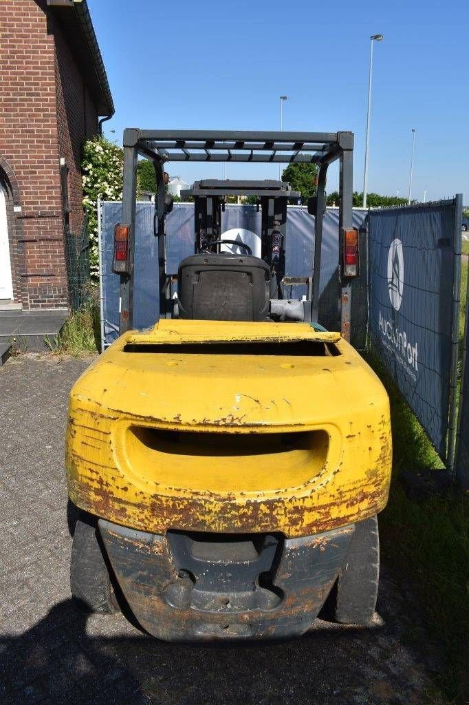 Frontstapler van het type Komatsu FD40T-7, Gebrauchtmaschine in Antwerpen (Foto 4)