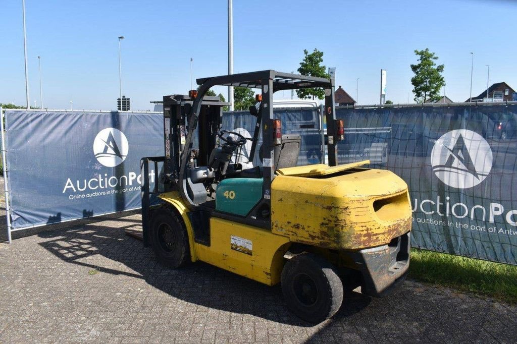 Frontstapler des Typs Komatsu FD40T-7, Gebrauchtmaschine in Antwerpen (Bild 3)