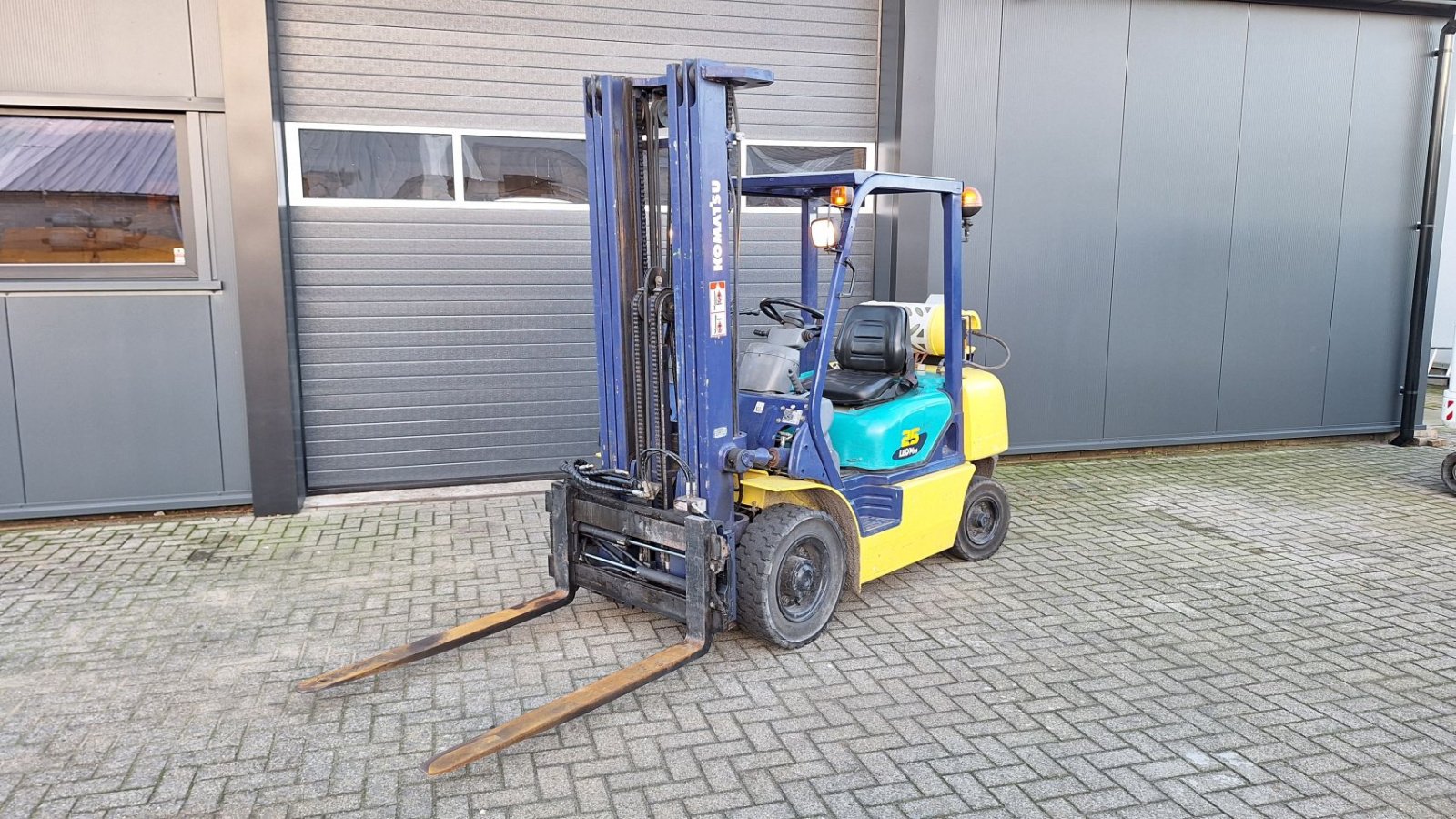 Frontstapler of the type Komatsu FG25, Gebrauchtmaschine in Dronten (Picture 1)