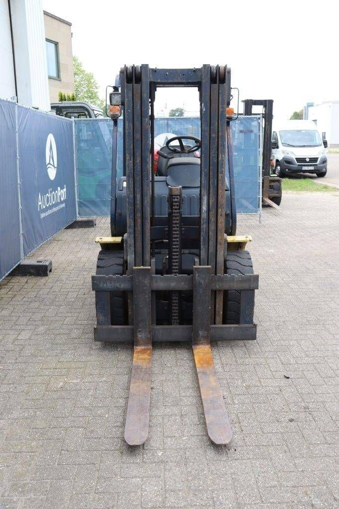 Frontstapler za tip Komatsu FG30T-1E1, Gebrauchtmaschine u Antwerpen (Slika 9)