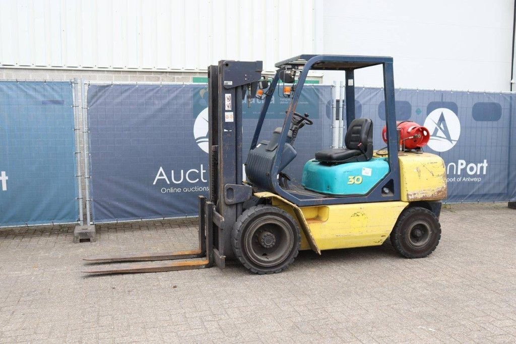 Frontstapler tip Komatsu FG30T-1E1, Gebrauchtmaschine in Antwerpen (Poză 1)