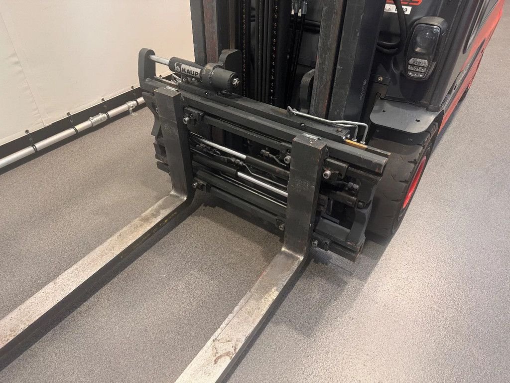 Frontstapler van het type Linde 387 E 25 L-01, Gebrauchtmaschine in Culemborg (Foto 8)