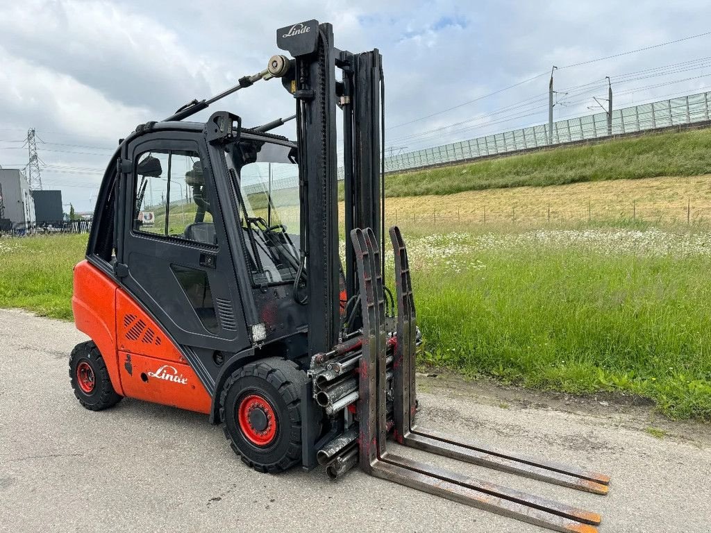 Frontstapler van het type Linde Diesel H30D, Gebrauchtmaschine in Zevenbergschen Hoek (Foto 8)