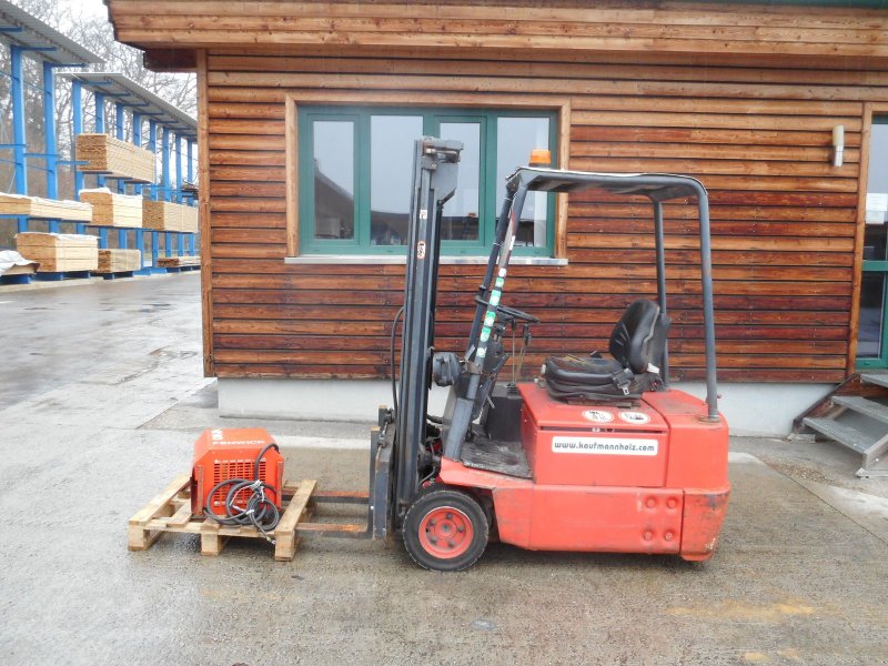 Frontstapler des Typs Linde E15 mit Freihubmast + SS + Ladgerät ( BATTERIE 1, Gebrauchtmaschine in St. Nikolai ob Draßling (Bild 1)