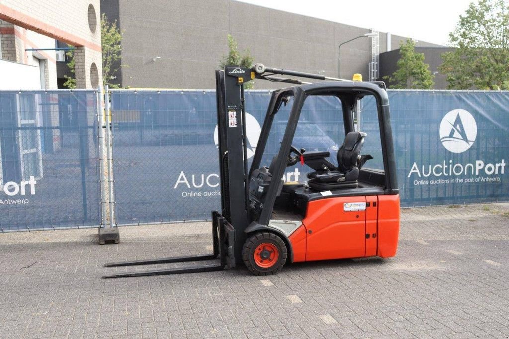 Frontstapler van het type Linde E16-01, Gebrauchtmaschine in Antwerpen (Foto 1)