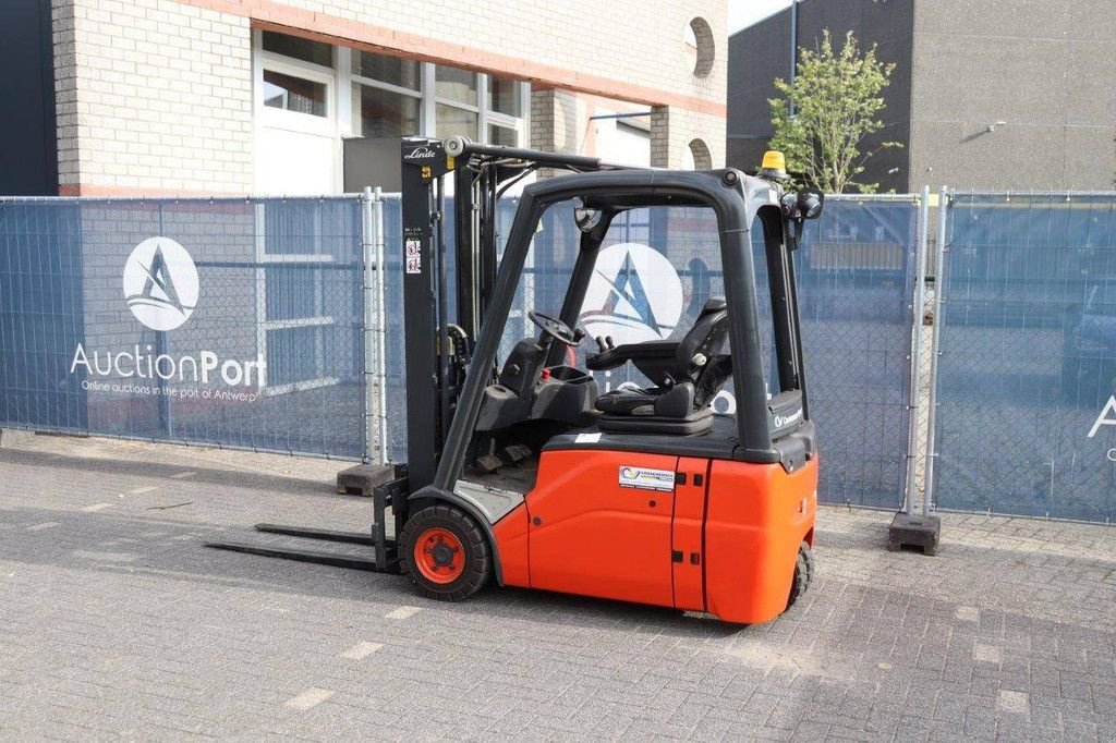 Frontstapler van het type Linde E16-01, Gebrauchtmaschine in Antwerpen (Foto 3)