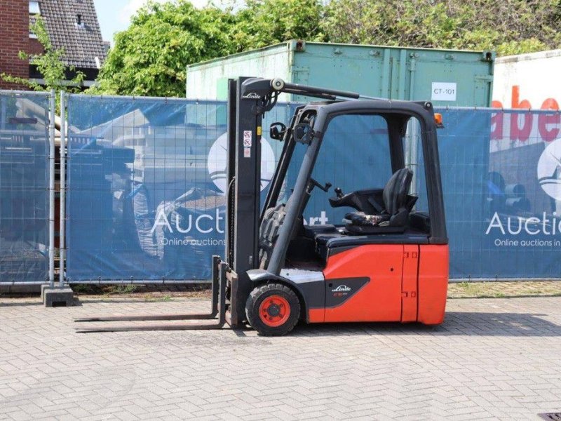 Frontstapler of the type Linde E16-02, Gebrauchtmaschine in Antwerpen (Picture 1)