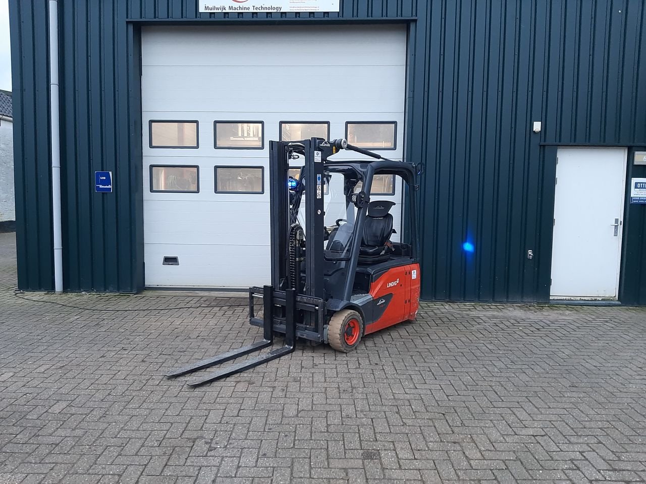 Frontstapler typu Linde E16, Gebrauchtmaschine w Hoogblokland (Zdjęcie 4)