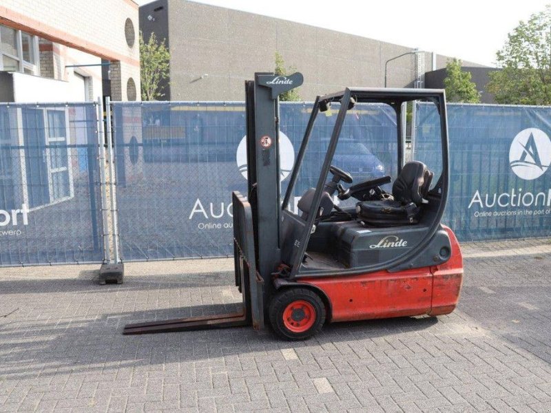 Frontstapler of the type Linde E16C-02, Gebrauchtmaschine in Antwerpen