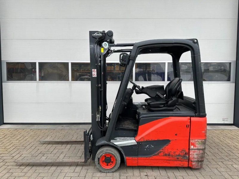 Frontstapler Türe ait Linde E16H-02 1.6 ton Triplex Freelift Sideshift Elektra Heftruck 2016, Gebrauchtmaschine içinde VEEN (resim 1)