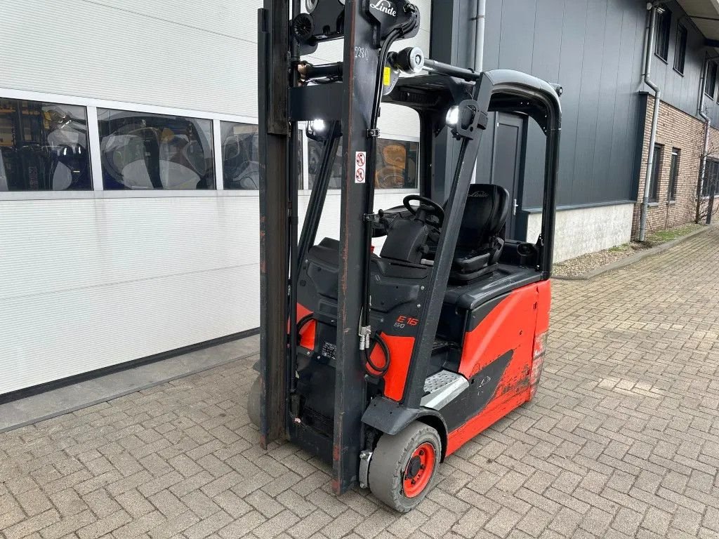 Frontstapler del tipo Linde E16H-02 1.6 ton Triplex Freelift Sideshift Elektra Heftruck 2016, Gebrauchtmaschine In VEEN (Immagine 9)