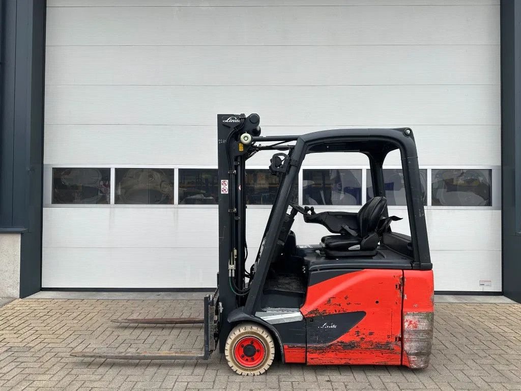 Frontstapler tipa Linde E16H-02 1.6 ton Triplex Freelift Sideshift Elektra Heftruck 2016, Gebrauchtmaschine u VEEN (Slika 1)