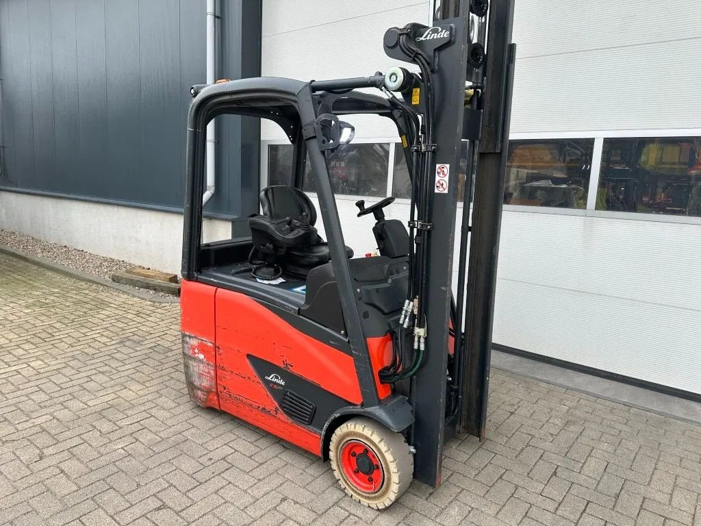 Frontstapler tipa Linde E16H-02 1.6 ton Triplex Freelift Sideshift Elektra Heftruck 2016, Gebrauchtmaschine u VEEN (Slika 2)