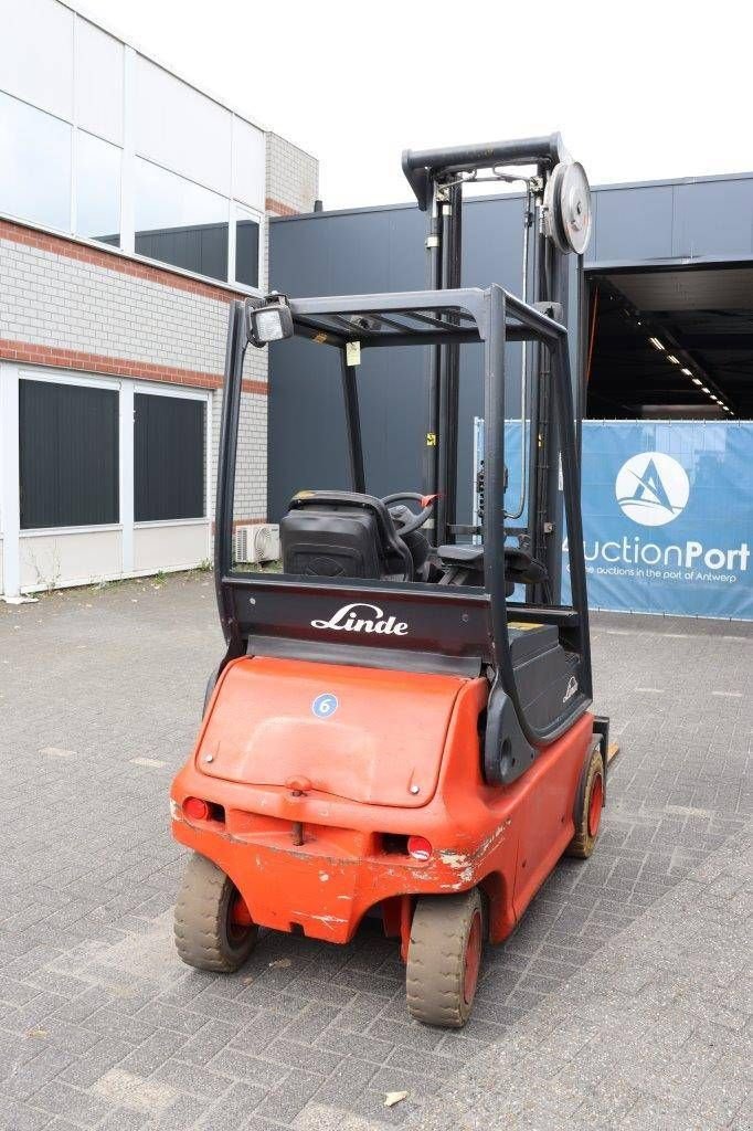 Frontstapler del tipo Linde E16P-02, Gebrauchtmaschine en Antwerpen (Imagen 7)