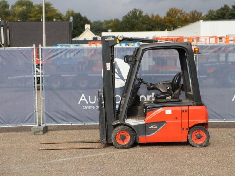 Frontstapler Türe ait Linde E16P-02, Gebrauchtmaschine içinde Antwerpen (resim 1)