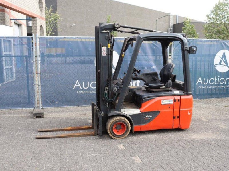 Frontstapler des Typs Linde E18-02, Gebrauchtmaschine in Antwerpen (Bild 1)