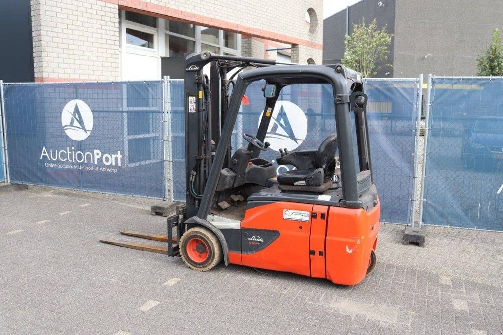 Frontstapler Türe ait Linde E18-02, Gebrauchtmaschine içinde Antwerpen (resim 3)