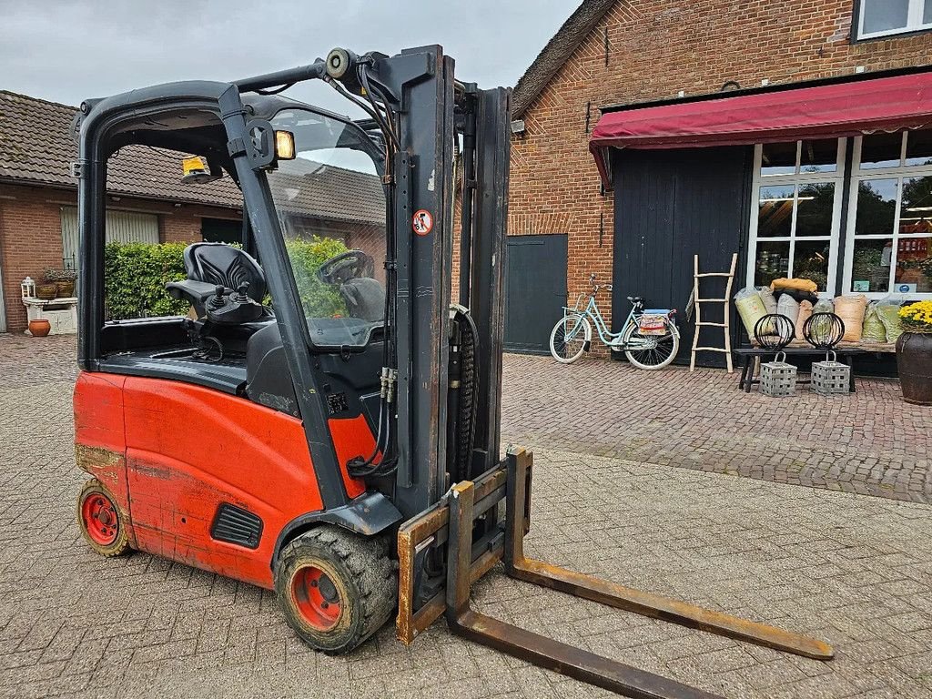 Frontstapler del tipo Linde E18 elektrische heftruck Sideschift Tripelmast freelift, Gebrauchtmaschine en Scherpenzeel (Imagen 2)