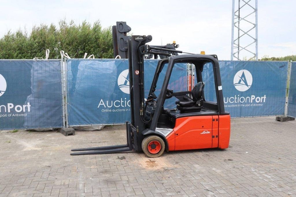 Frontstapler tip Linde E20L-01, Gebrauchtmaschine in Antwerpen (Poză 1)