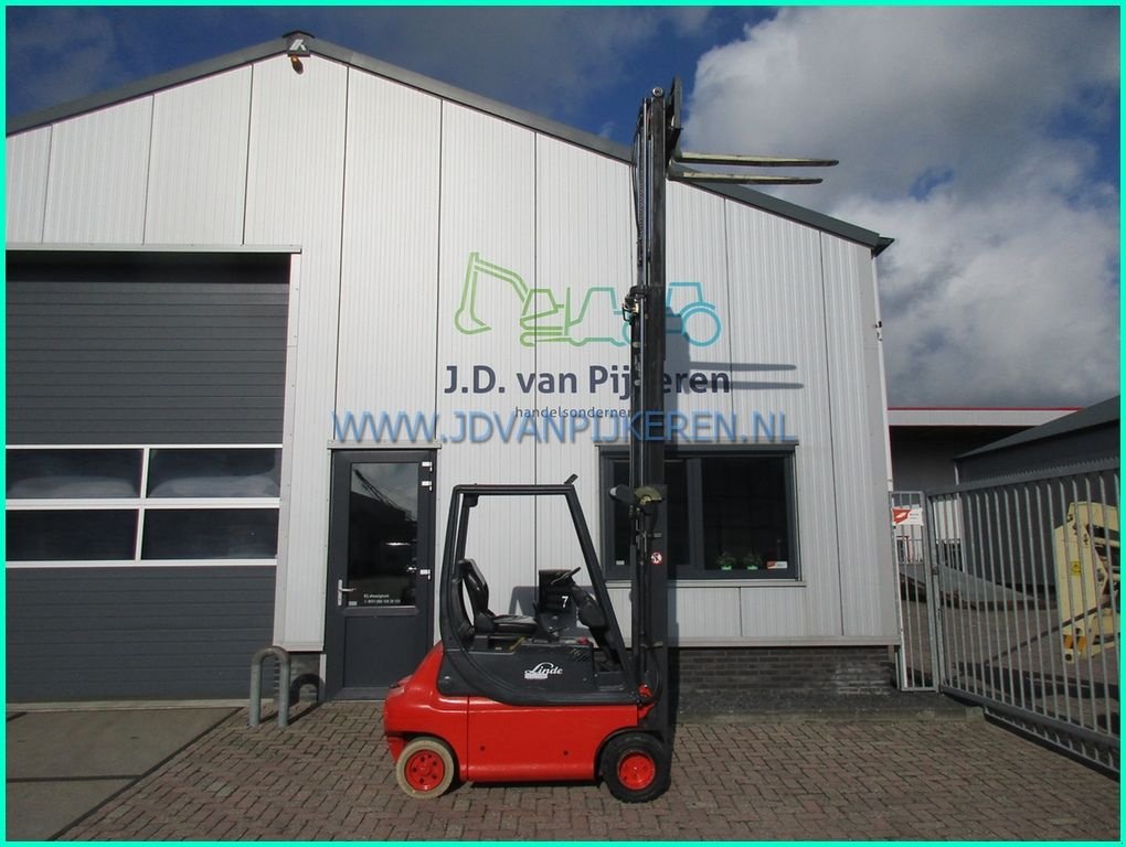 Frontstapler des Typs Linde E20P, Gebrauchtmaschine in IJsselmuiden (Bild 10)