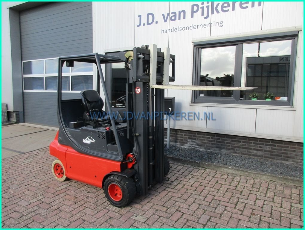 Frontstapler del tipo Linde E20P, Gebrauchtmaschine In IJsselmuiden (Immagine 7)