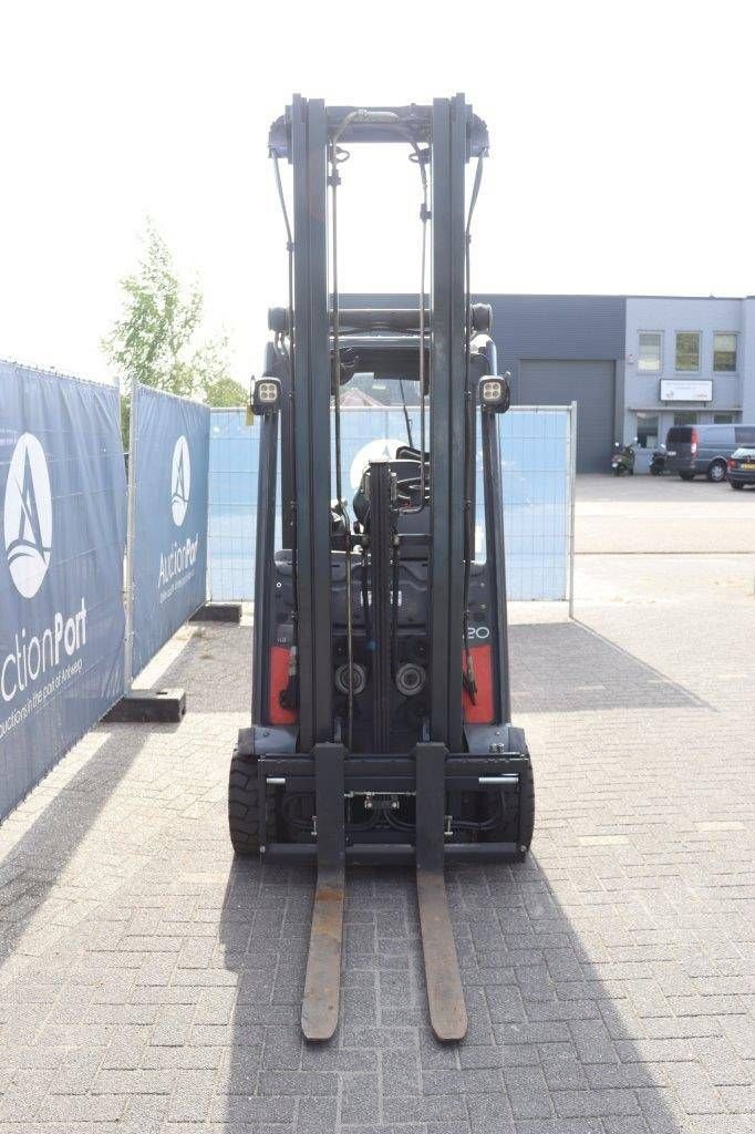 Frontstapler Türe ait Linde E20PH-01, Gebrauchtmaschine içinde Antwerpen (resim 9)