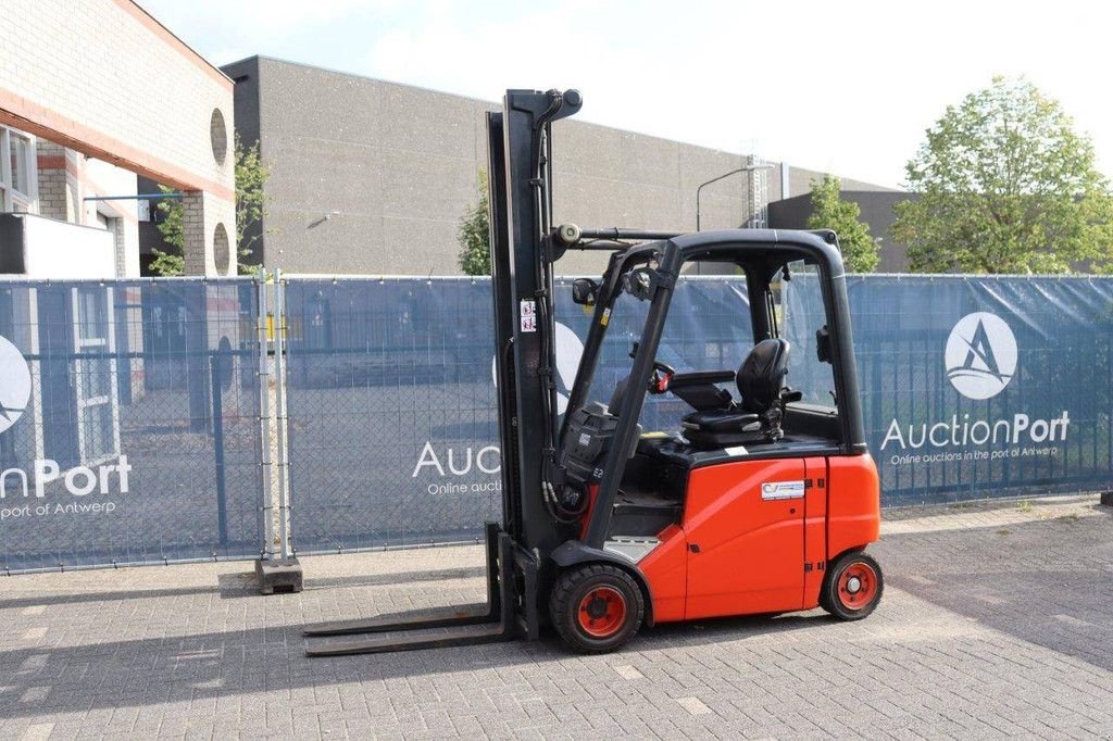 Frontstapler of the type Linde E20PH-01, Gebrauchtmaschine in Antwerpen (Picture 1)