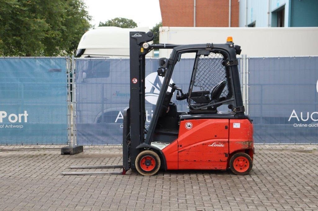 Frontstapler van het type Linde E20PH-01, Gebrauchtmaschine in Antwerpen (Foto 2)