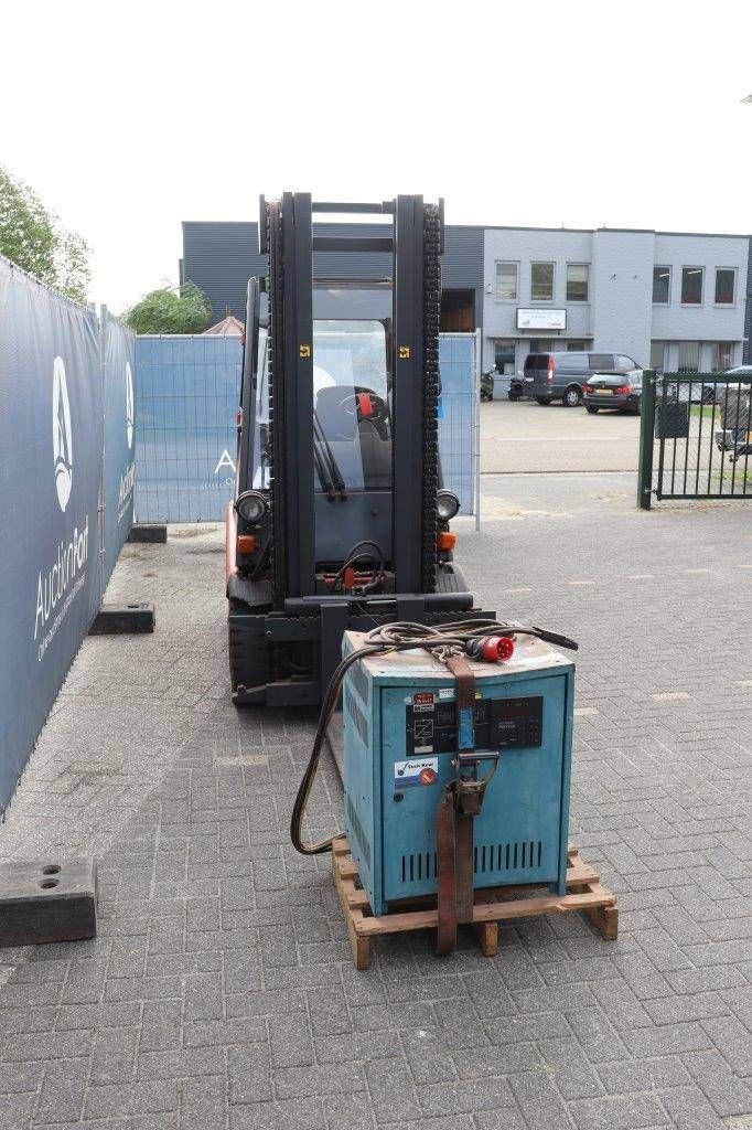 Frontstapler typu Linde E25-01, Gebrauchtmaschine w Antwerpen (Zdjęcie 8)