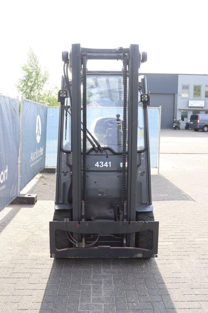 Frontstapler van het type Linde E25HL-01/600, Gebrauchtmaschine in Antwerpen (Foto 9)