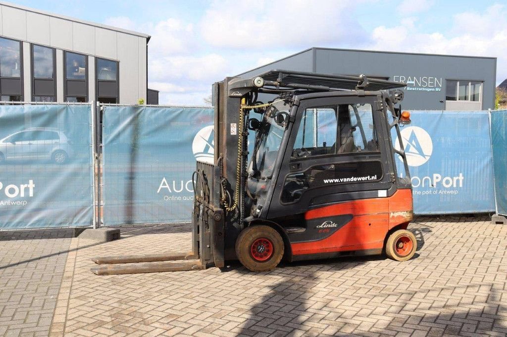 Frontstapler van het type Linde E25L-01, Gebrauchtmaschine in Antwerpen (Foto 1)