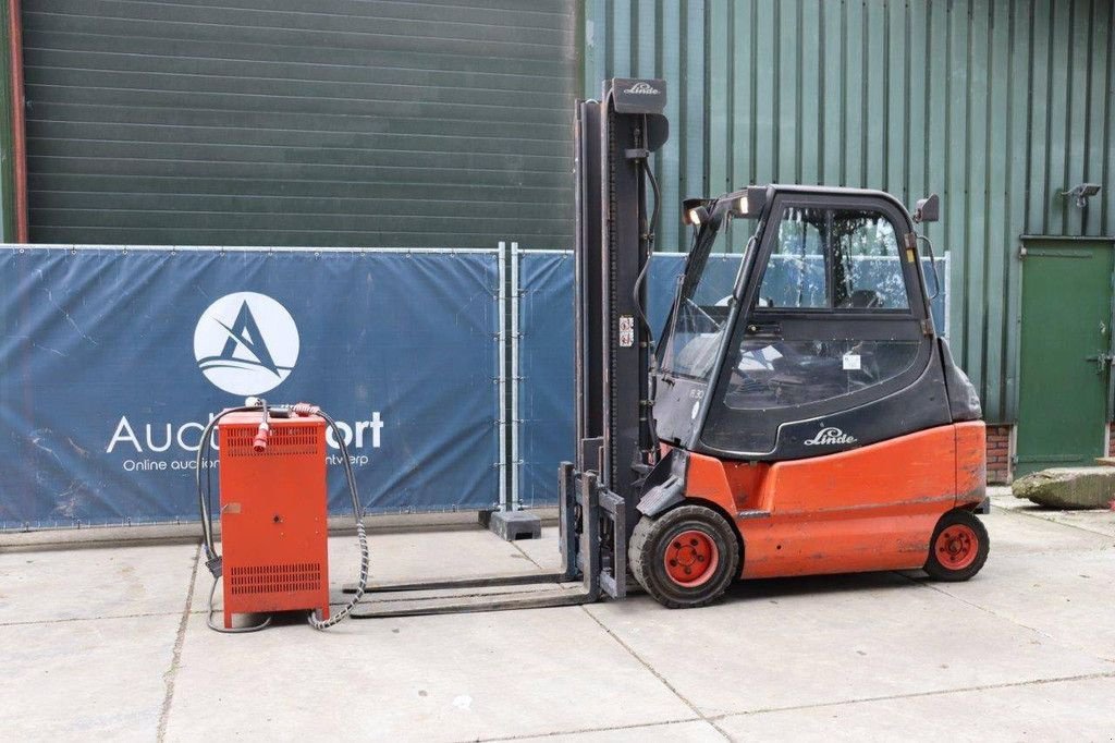 Frontstapler typu Linde E30/600-02, Gebrauchtmaschine v Antwerpen (Obrázek 1)