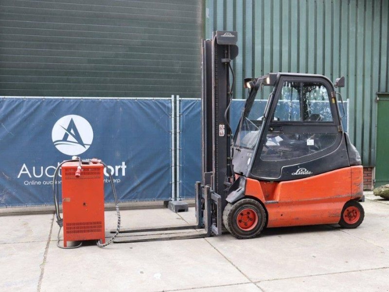 Frontstapler типа Linde E30/600-02, Gebrauchtmaschine в Antwerpen (Фотография 1)