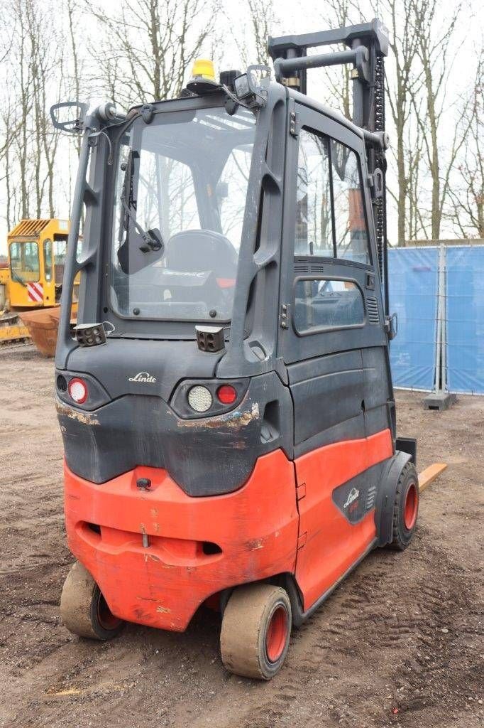 Frontstapler van het type Linde E30HL-01/600, Gebrauchtmaschine in Antwerpen (Foto 5)