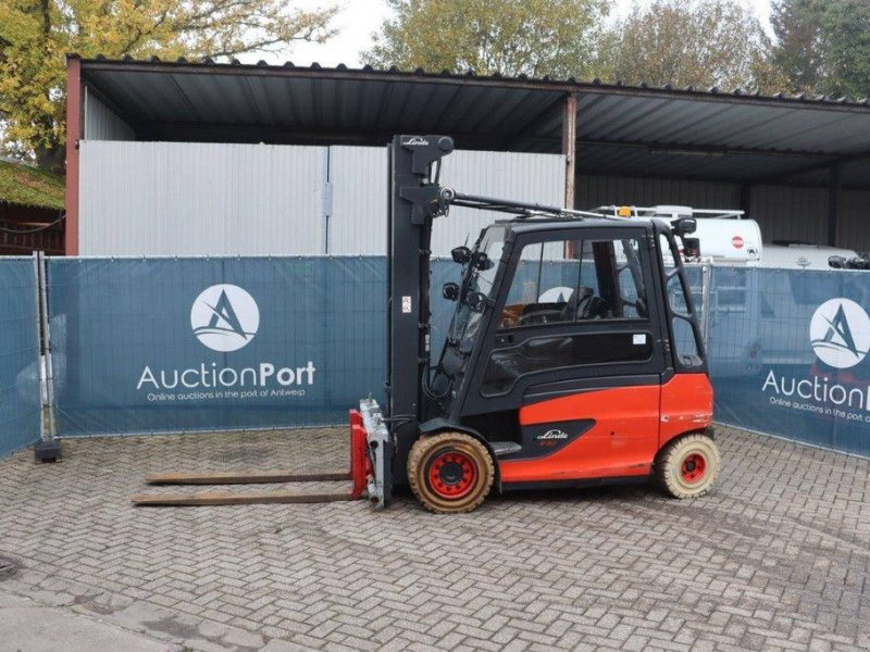 Frontstapler typu Linde E50HL-01/600, Gebrauchtmaschine v Antwerpen (Obrázek 1)